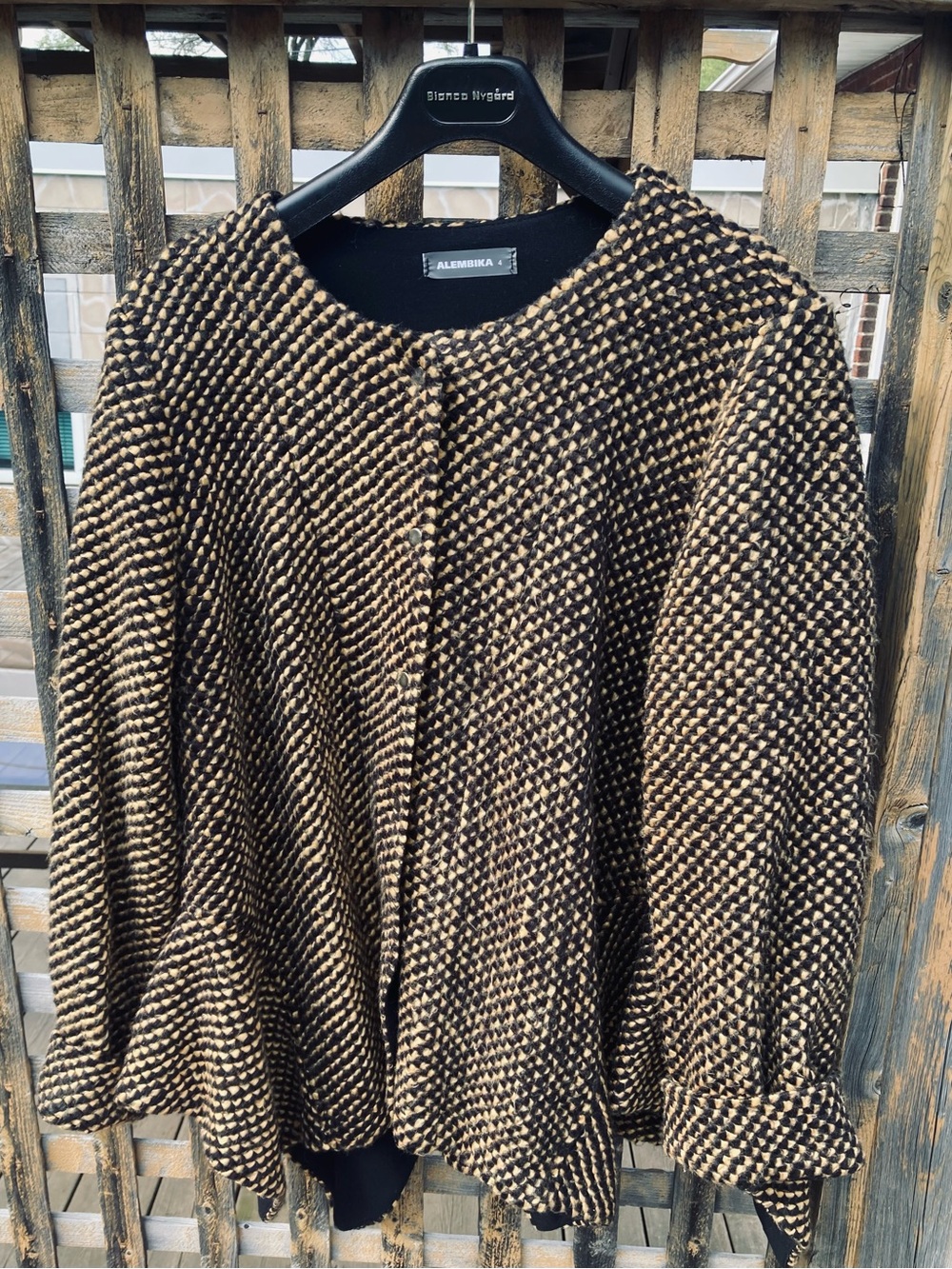 Alembika Black/Camel edgy blazer!